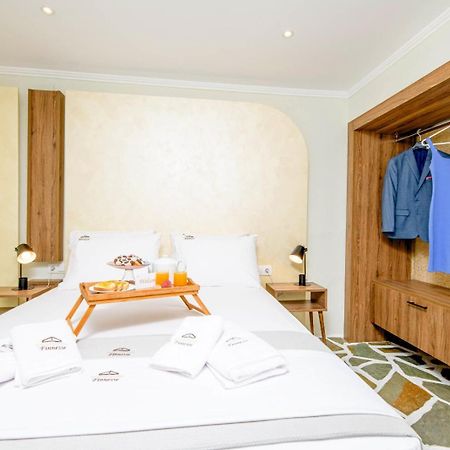 Finesse Comfort Apartments Керамоти Екстериор снимка